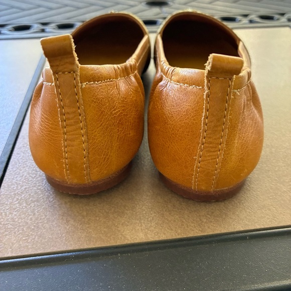 Latigo Embroidered‎ Women's Leather Flats, Size 6.5 - Picture 2 of 6